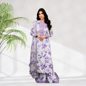 Step into style and comfort this winter with our Digital Print Dhanak 3-Piece Suit, crafted for elegance and warmth. ✨