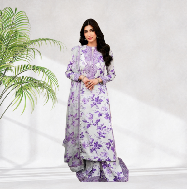 Step into style and comfort this winter with our Digital Print Dhanak 3-Piece Suit, crafted for elegance and warmth. ✨